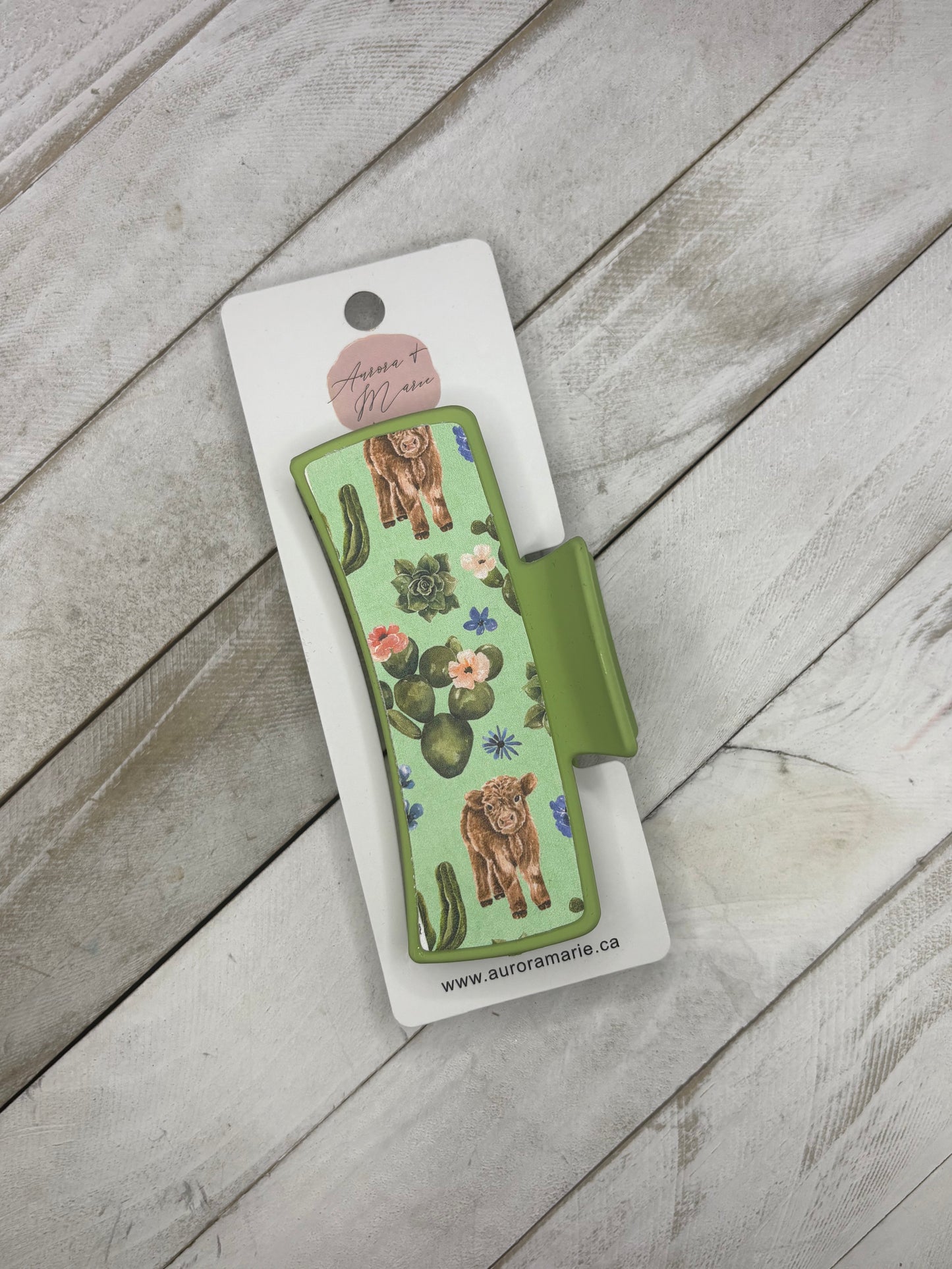 Green Calf Claw Clip