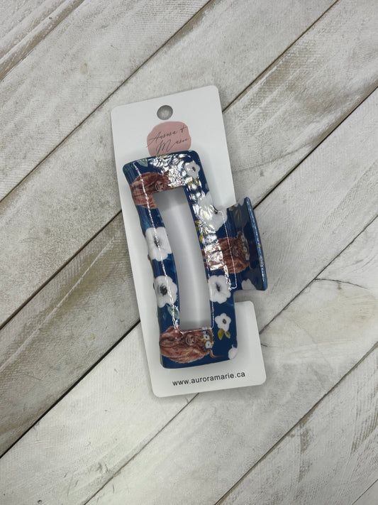 Dark Blue White Floral Highland