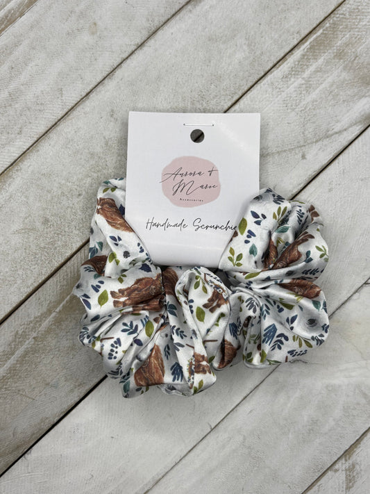 White Blue Floral Highland