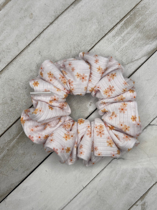 Peach Daisy